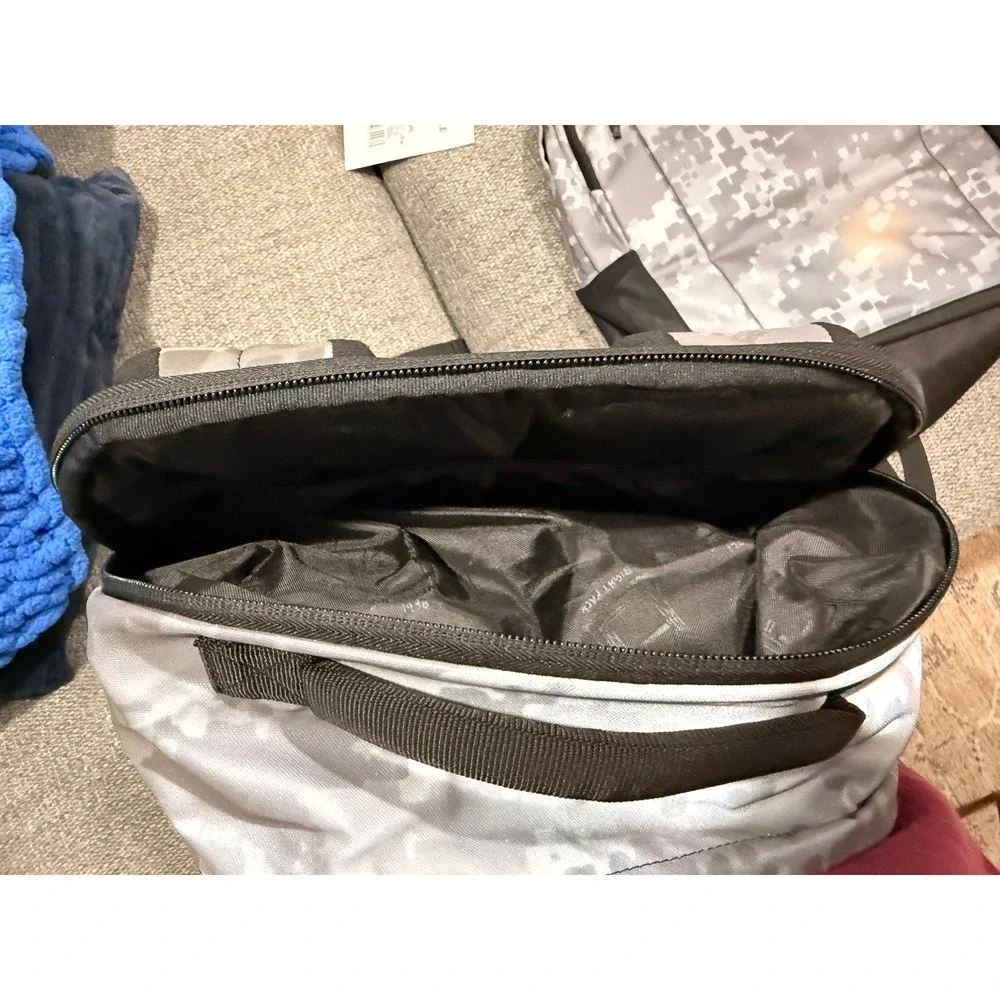 JanSport Station Pack FX Reflective Camo Backpack JS0A86E474R 25L Digital Grey